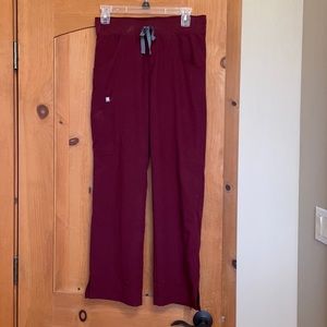 Near perfect figs burgundy scrub pants